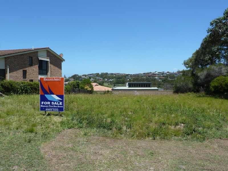 8  Lot 72 Sunbakers Dr, Forster NSW 2428