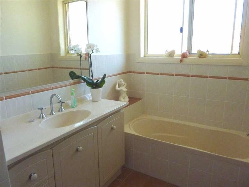 15  Hesper Dr, Forster NSW 2428