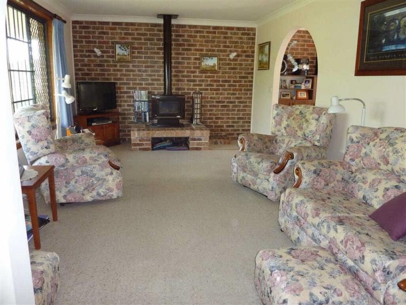 50  Lakeview Cres, Forster NSW 2428