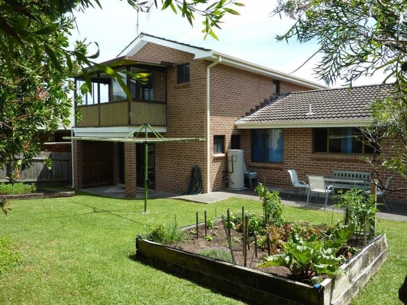 50  Lakeview Cres, Forster NSW 2428