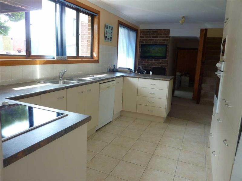 50  Lakeview Cres, Forster NSW 2428
