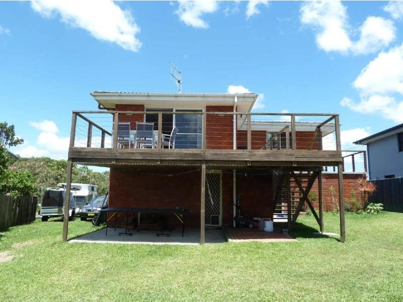 181  Kularoo Dr, Forster NSW 2428