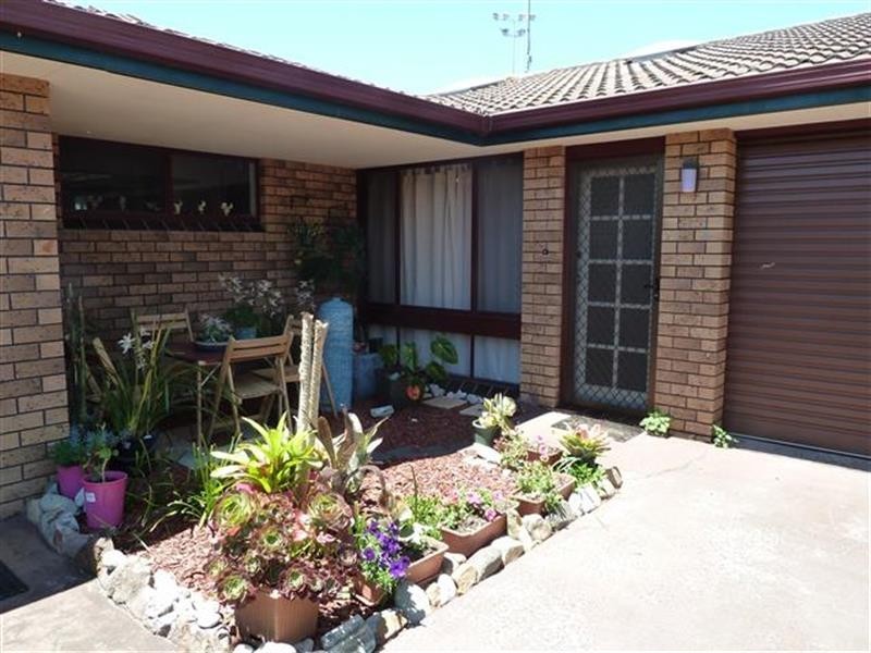 3/10 Cross  St, Forster NSW 2428