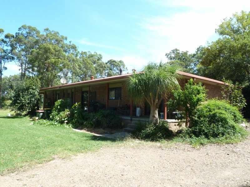 100  Blackbutt Dr, Failford NSW 2430