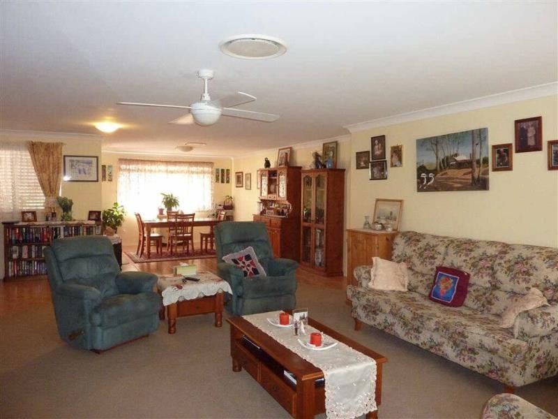 2/7  Cassina Cl, Forster NSW 2428
