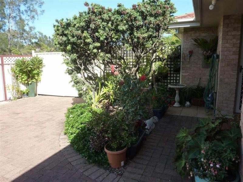 2/7  Cassina Cl, Forster NSW 2428