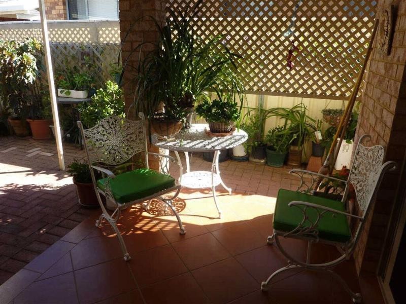 2/7  Cassina Cl, Forster NSW 2428