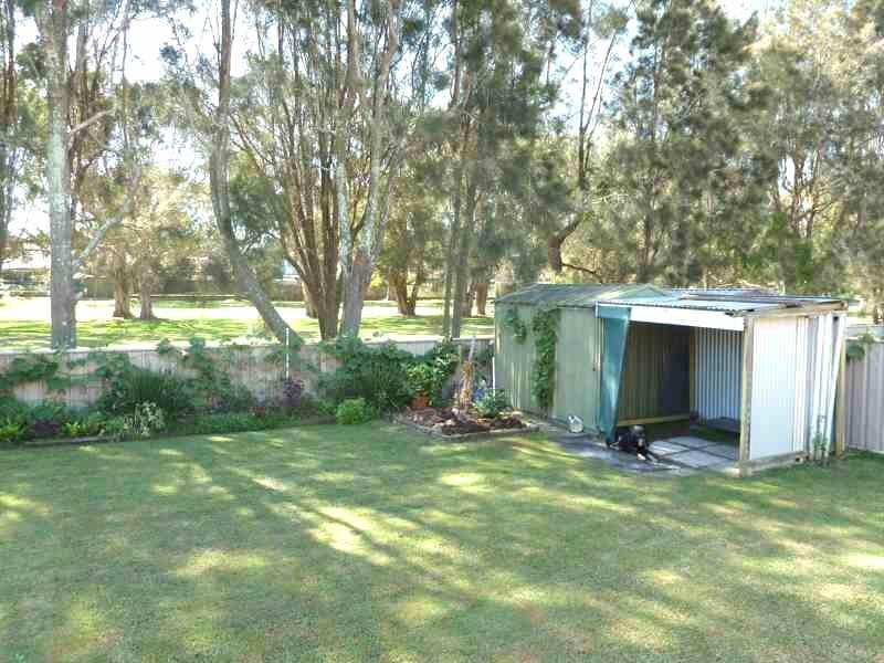 24  Fairway Cres, Forster NSW 2428