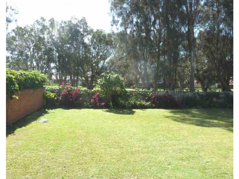 24  Fairway Cres, Forster NSW 2428