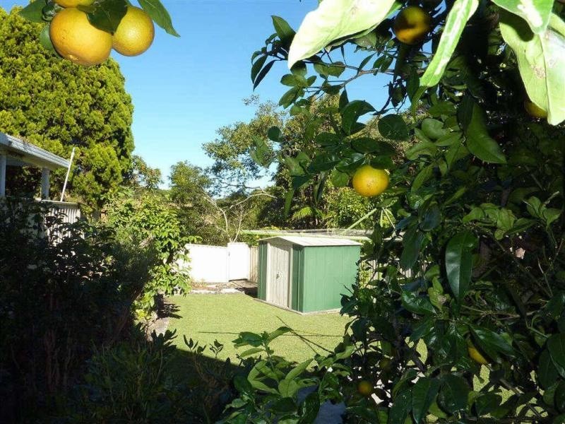 81 Lakeview Cres, Forster NSW 2428