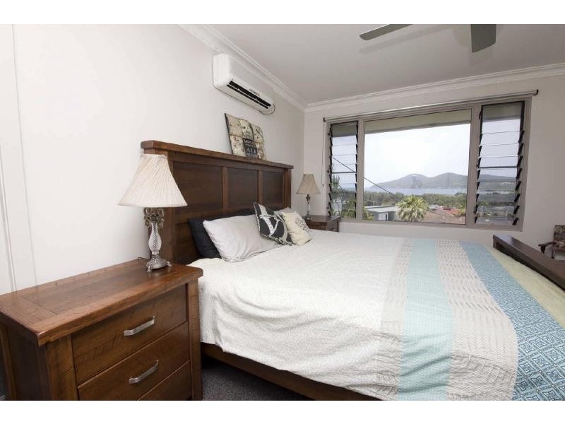 2  Margo Pl, Forster NSW 2428