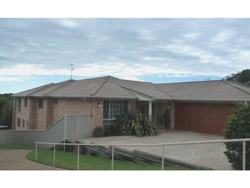 16  Zamia Pl, Forster NSW 2428