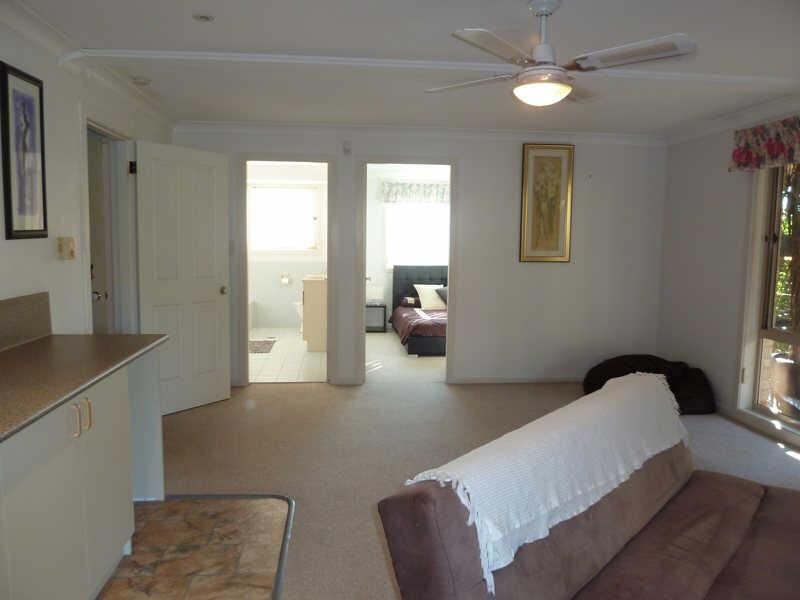 16  Zamia Pl, Forster NSW 2428