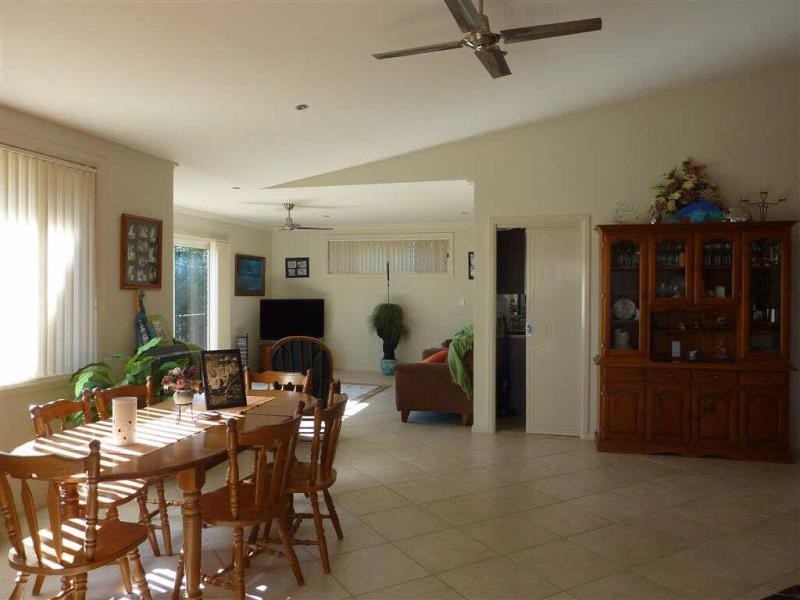 15  Leonardo Ave, Forster NSW 2428