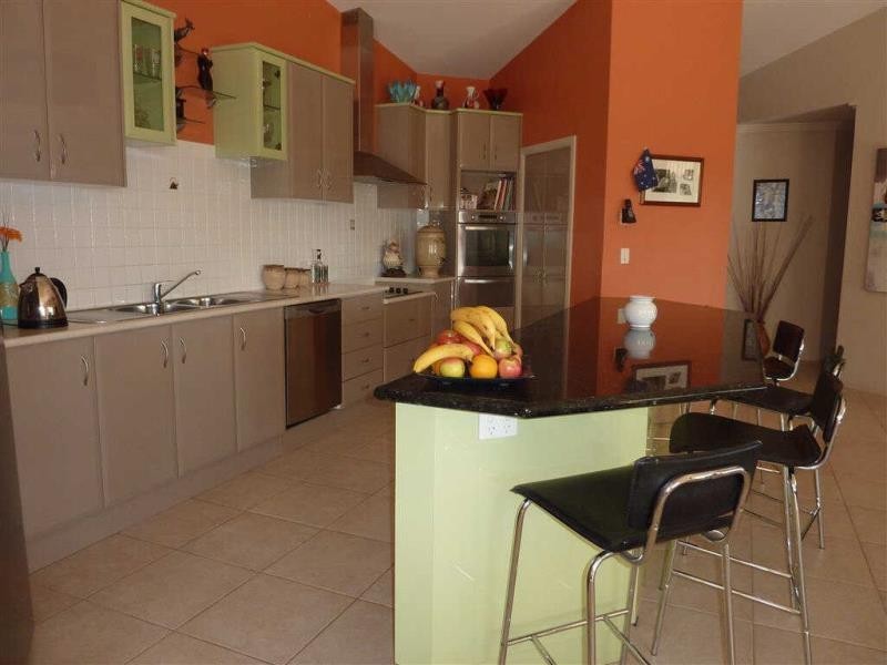 15  Leonardo Ave, Forster NSW 2428