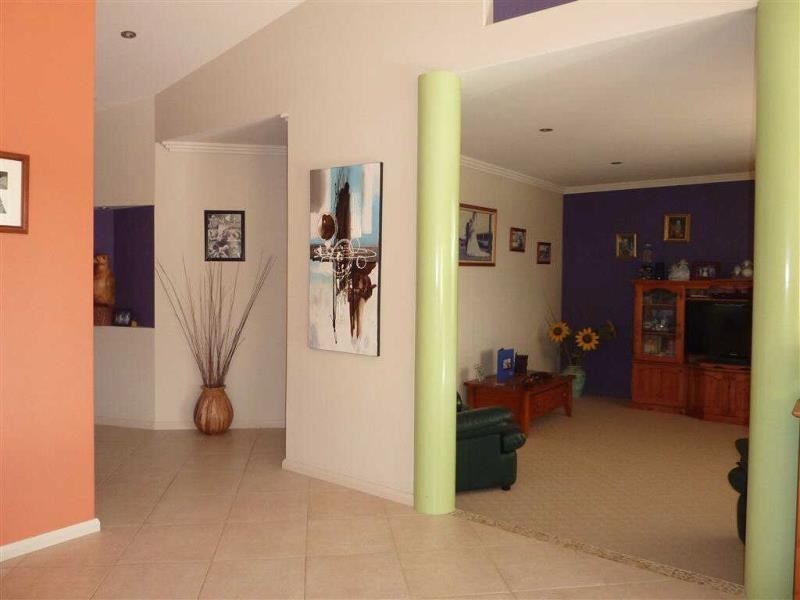15  Leonardo Ave, Forster NSW 2428