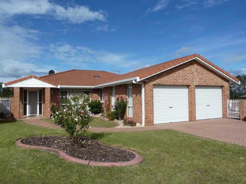 17  Greenview Cl, Forster NSW 2428