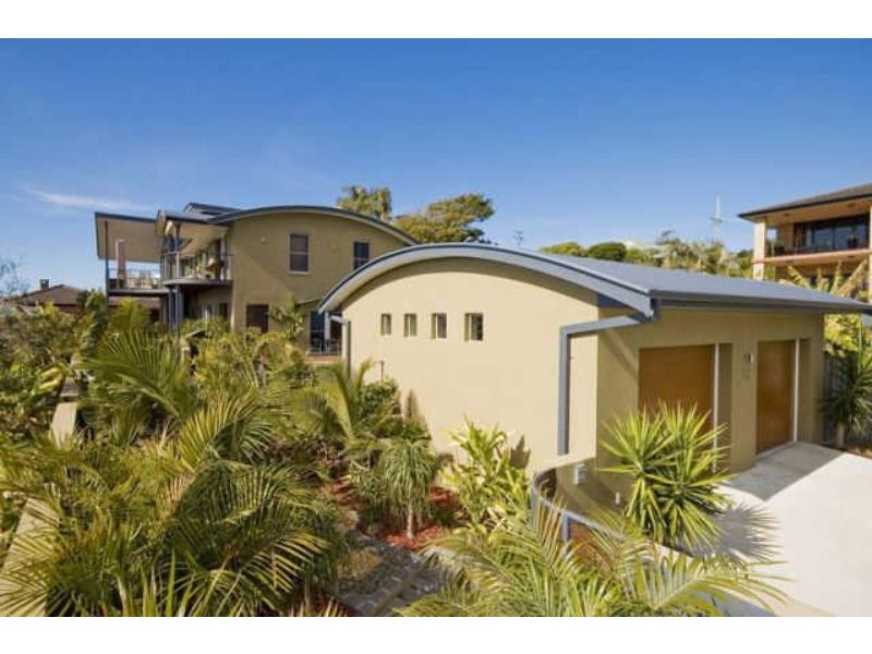 12  Albert St, Hallidays Point NSW 2430