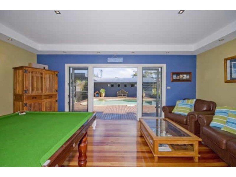 12  Albert St, Hallidays Point NSW 2430