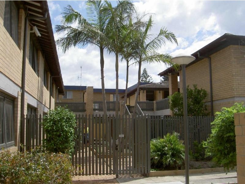 17, 54  Little St, Forster NSW 2428