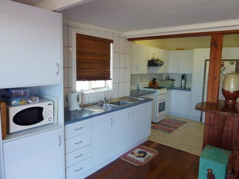 256  The Lakesway -, Tuncurry NSW 2428