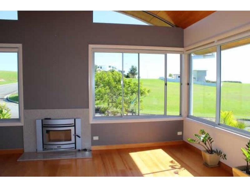 37  Cottisloe Ct, Hallidays Point NSW 2430