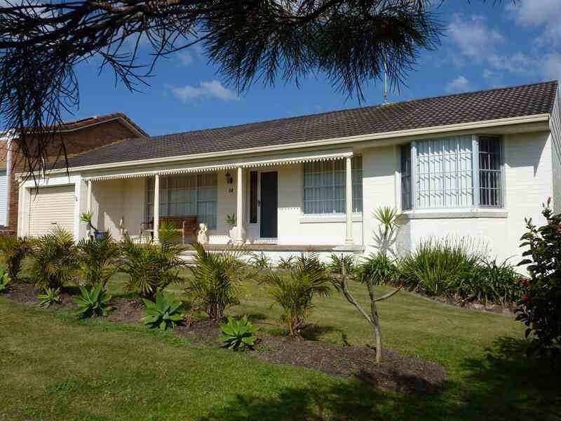 14  Churchill Rd, Forster NSW 2428