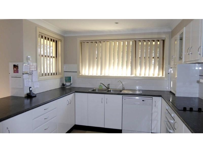 4 Friendship Key, Forster NSW 2428