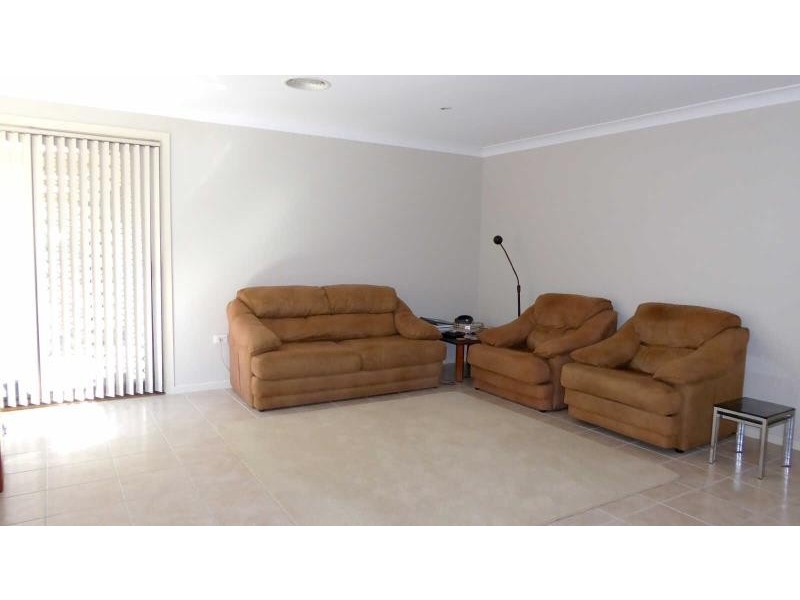 4 Friendship Key, Forster NSW 2428