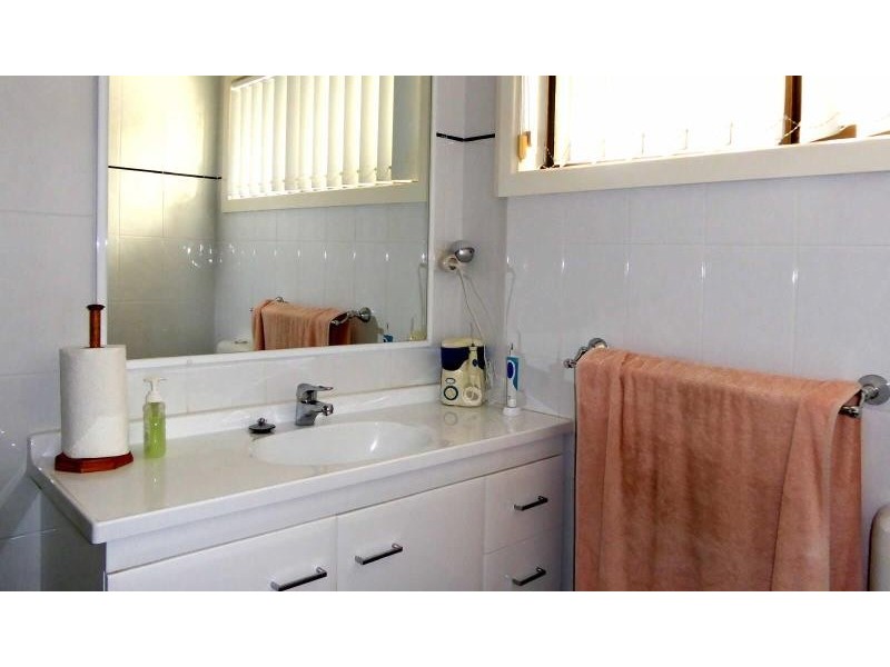 4 Friendship Key, Forster NSW 2428