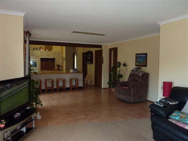 19  Discovery Dr, Forster NSW 2428