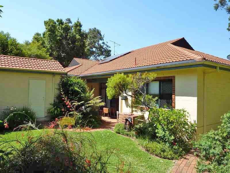 14/2  Breese Pde, Forster NSW 2428