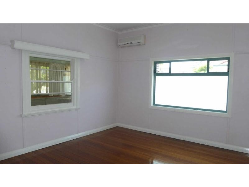 30  West St, Forster NSW 2428