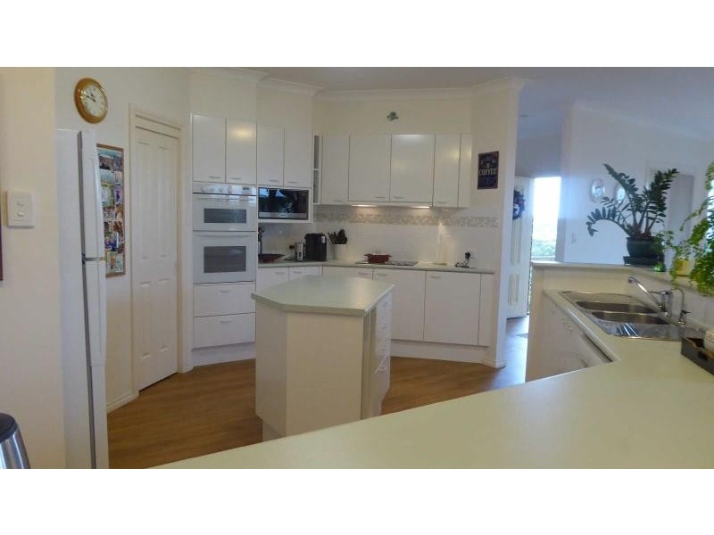 21 Zamia Pl, Forster NSW 2428