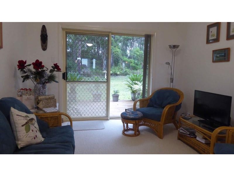 21 Zamia Pl, Forster NSW 2428