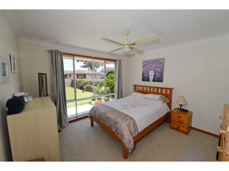 14 Mayers Dr, Tuncurry NSW 2428