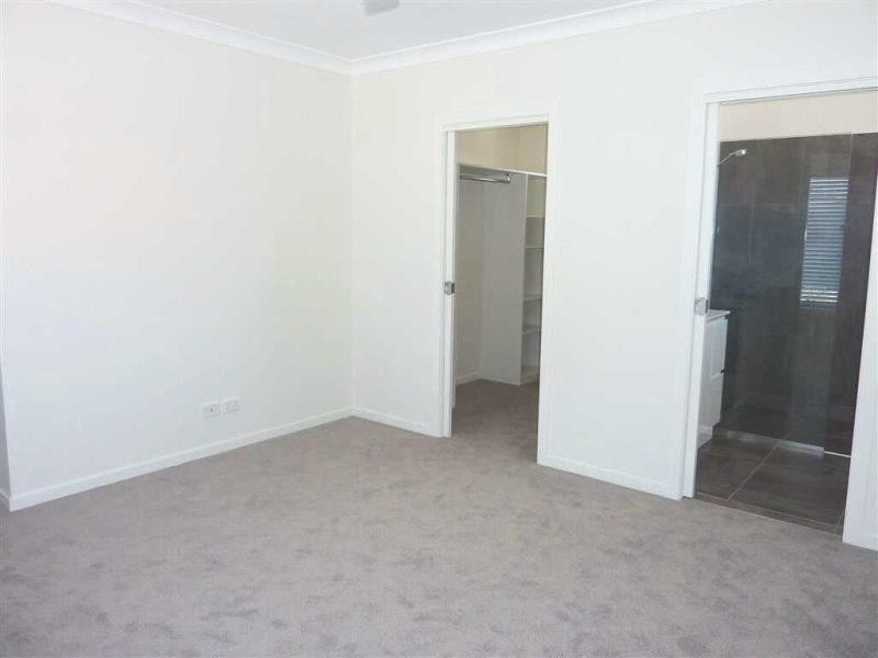 2/11  Michaela Ct, Forster NSW 2428