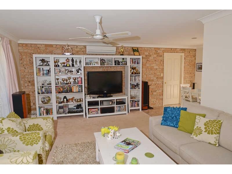 13  Oasis Pde, Tuncurry NSW 2428