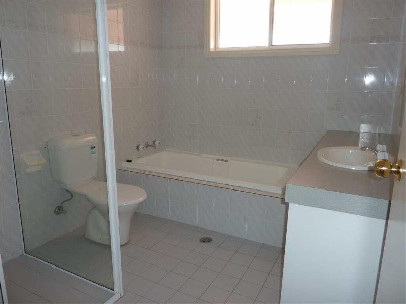 34  Churchill Rd, Forster NSW 2428