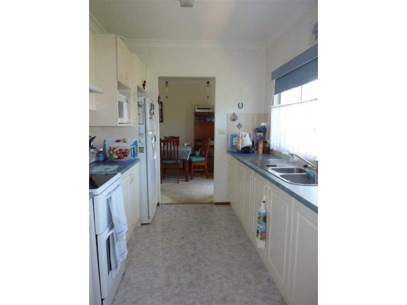75  Lake St, Forster NSW 2428