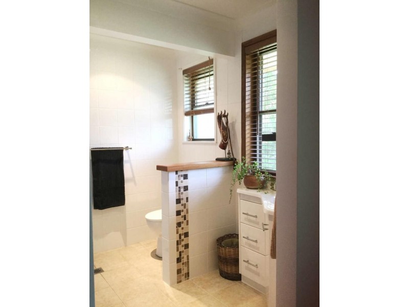 72  South St, Forster NSW 2428