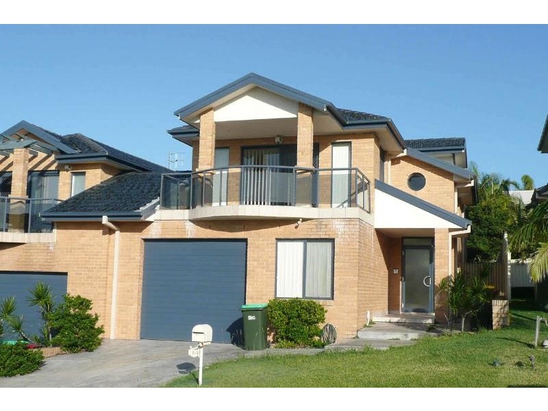 2/27 Sapphire Pde, Diamond Beach NSW 2430