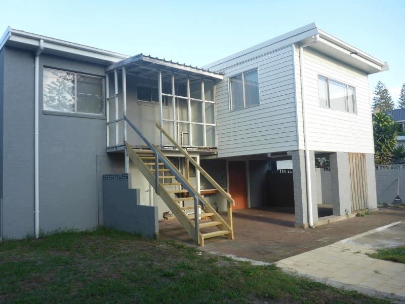 24  Wharf St, Tuncurry NSW 2428