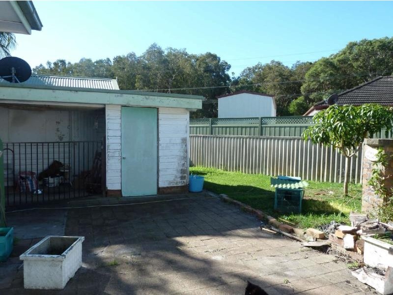 22  Cross St, Forster NSW 2428