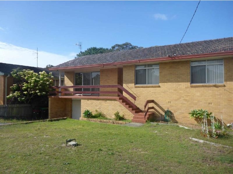 45  Bent St, Tuncurry NSW 2428