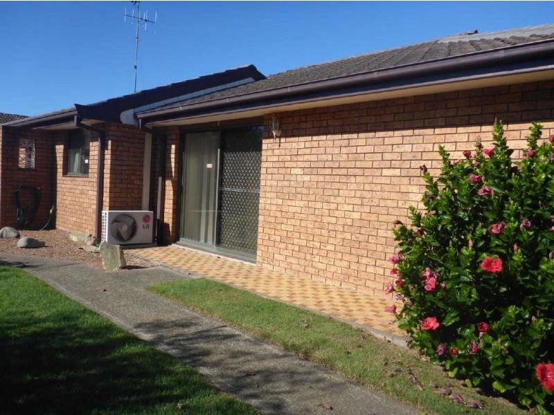 1/4 Cross St, Forster NSW 2428