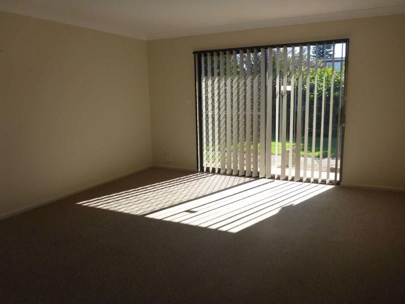 1/4 Cross St, Forster NSW 2428