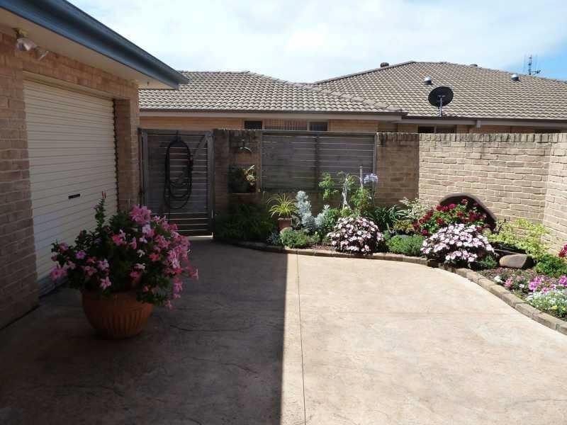 1/35  Amanda Cres, Forster NSW 2428