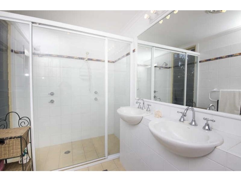 85  Green Point Dr, Green Point NSW 2428