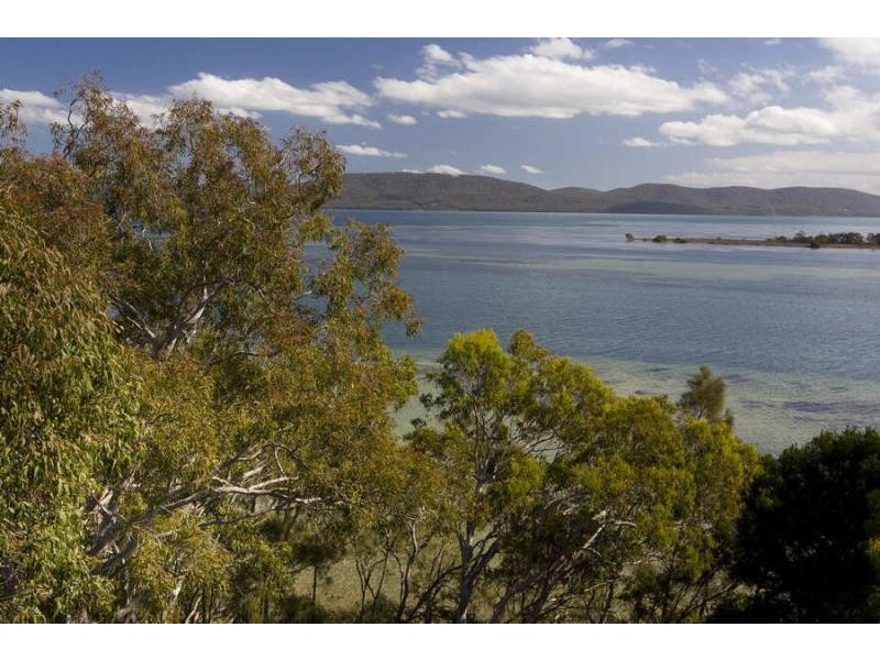 85  Green Point Dr, Green Point NSW 2428